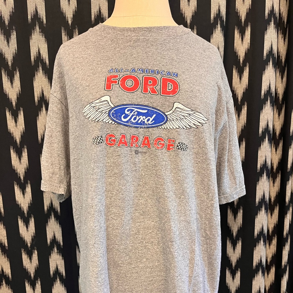 Grey ford tee